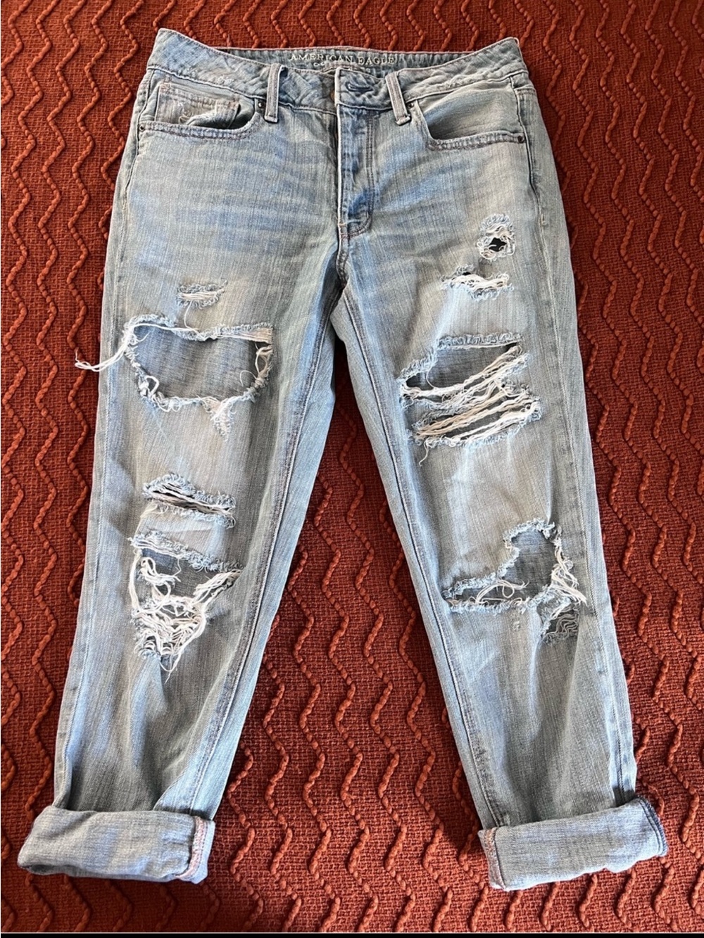 American Eagle Outfitters Light Blue Distressed Jeans